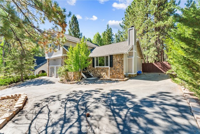 Detail Gallery Image 1 of 69 For 41659 Mockingbird Dr, Big Bear Lake,  CA 92315 - 4 Beds | 2/1 Baths