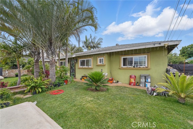 8235 Edna St, Pico Rivera CA: https://media.crmls.org/medias/2f58223d-42f5-4dc9-ab95-bae35718a8ac.jpg