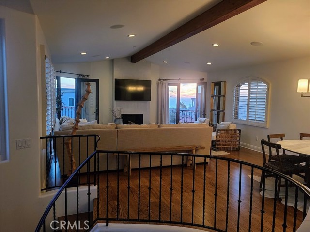2904 Alma Avenue, Manhattan Beach, California 90266, 3 Bedrooms Bedrooms, ,2 BathroomsBathrooms,Residential,Sold,Alma Avenue,SB21204359