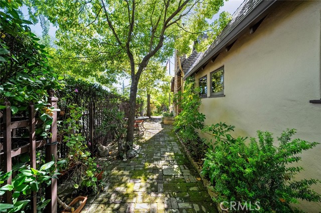 Detail Gallery Image 51 of 70 For 2285 E Orange Grove, Pasadena,  CA 91104 - 4 Beds | 4/1 Baths