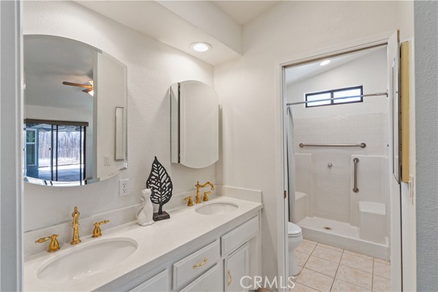 3014 California Park Drive, Chico CA: https://media.crmls.org/medias/2f590ef2-cfdf-4667-888b-fc61c64b4059.jpg