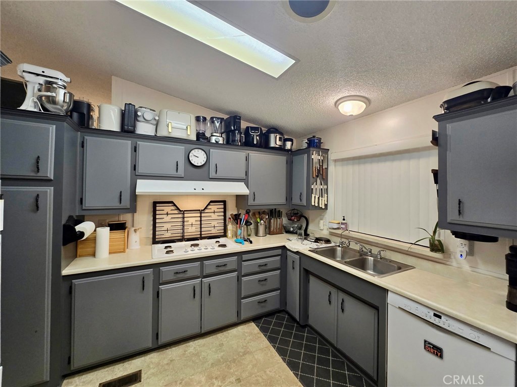 MLS #DW26206710 image #8