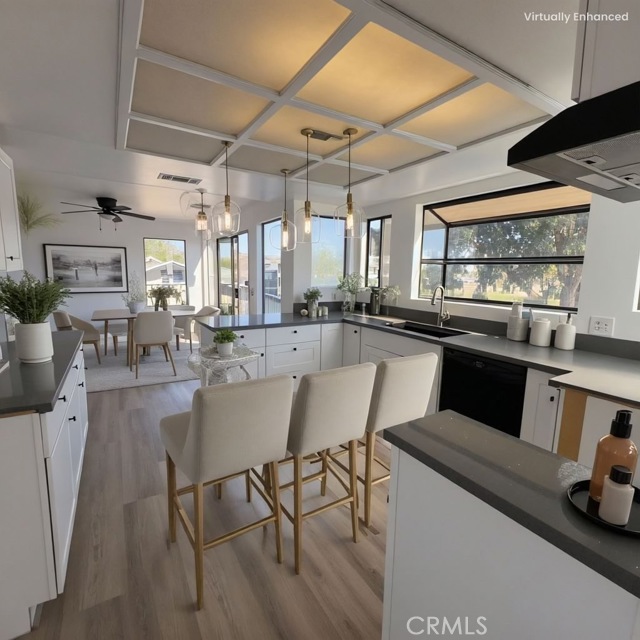 15682 Kingswood Drive, Victorville CA: https://media.crmls.org/medias/2f592e52-1611-45bc-8eed-362196c70c04.jpg