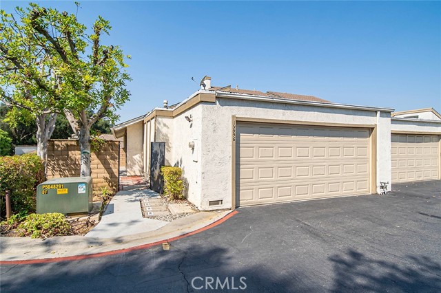 19956 Esquiline Avenue, Walnut CA: https://media.crmls.org/medias/2f5a8944-a48d-481c-91dc-9c1bd1a660d5.jpg