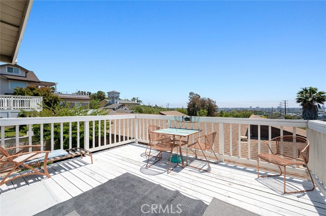 Detail Gallery Image 39 of 58 For 1600 Crescent Heights St, Signal Hill,  CA 90755 - 4 Beds | 2/1 Baths