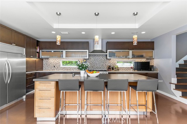 Detail Gallery Image 18 of 65 For 291 Argonne Ave, Long Beach,  CA 90803 - 5 Beds | 4 Baths