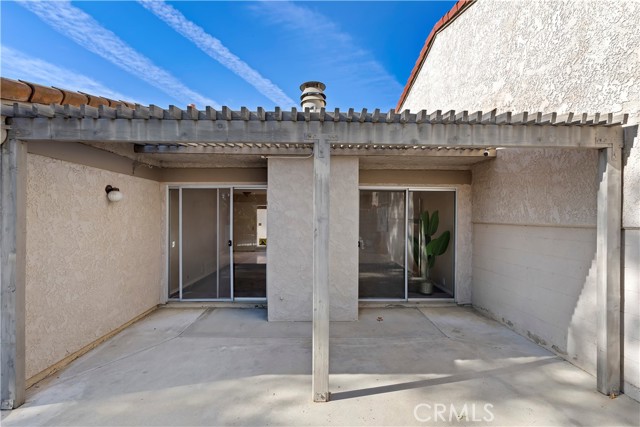 Detail Gallery Image 30 of 31 For 7990 Lakeside Dr, Jurupa Valley,  CA 92509 - 3 Beds | 2 Baths