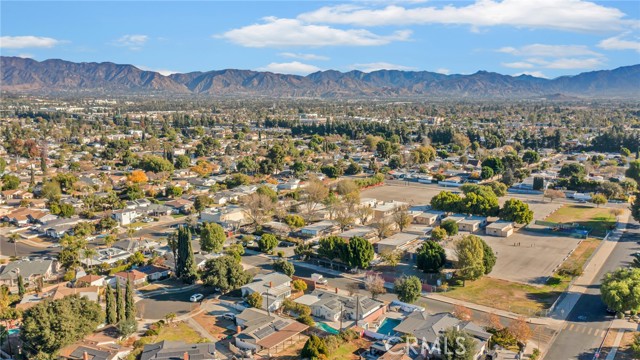 Detail Gallery Image 42 of 48 For 15909 Vintage St, North Hills,  CA 91343 - 3 Beds | 2 Baths