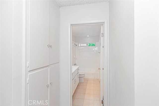 22504 Hartland St, West Hills CA: https://media.crmls.org/medias/2f5bbaa6-aa29-44a7-a205-a336283f75b7.jpg