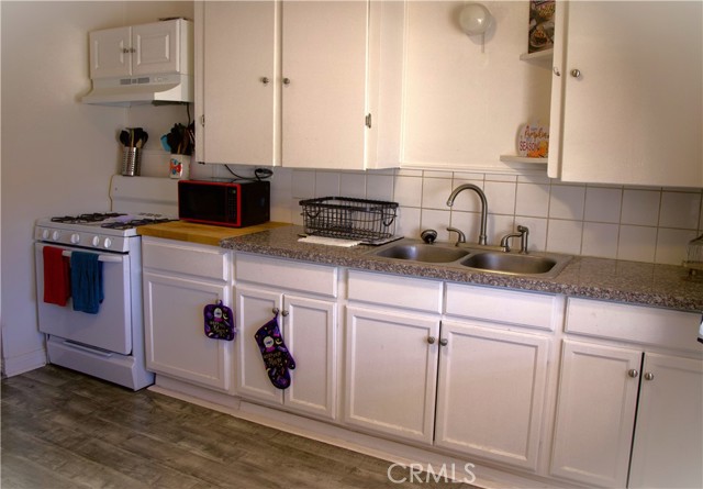 73752 Crestview Drive, 29 Palms CA: https://media.crmls.org/medias/2f5c7205-db9c-40cd-a15f-77814905dab7.jpg