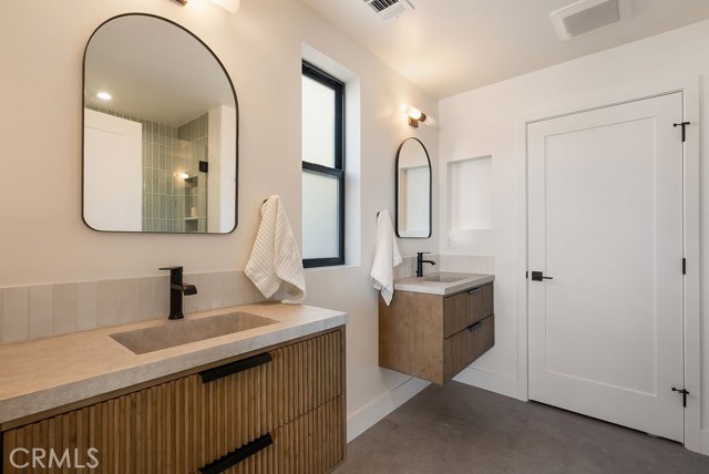 Detail Gallery Image 61 of 74 For 12822 Fairhaven, Santa Ana,  CA 92705 - 6 Beds | 4/1 Baths