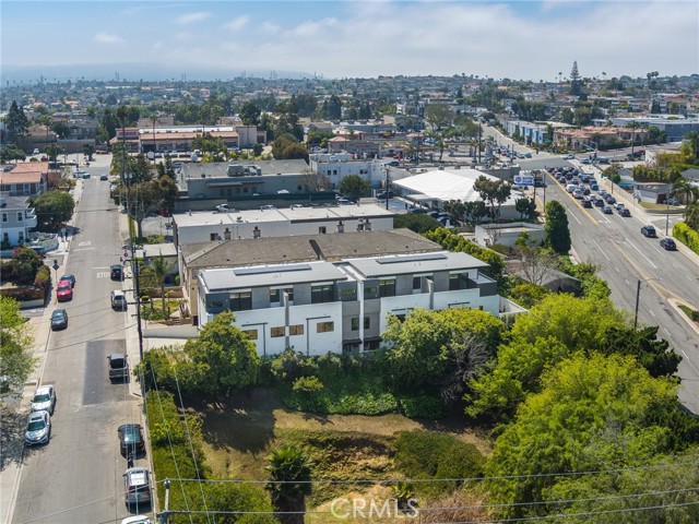 615 Aviation Way, Manhattan Beach, California 90266, 3 Bedrooms Bedrooms, ,1 BathroomBathrooms,Residential,Sold,Aviation,SB22083558