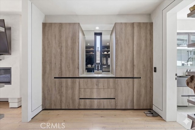 Detail Gallery Image 40 of 62 For 750 California Ave, Venice,  CA 90291 - 4 Beds | 4 Baths