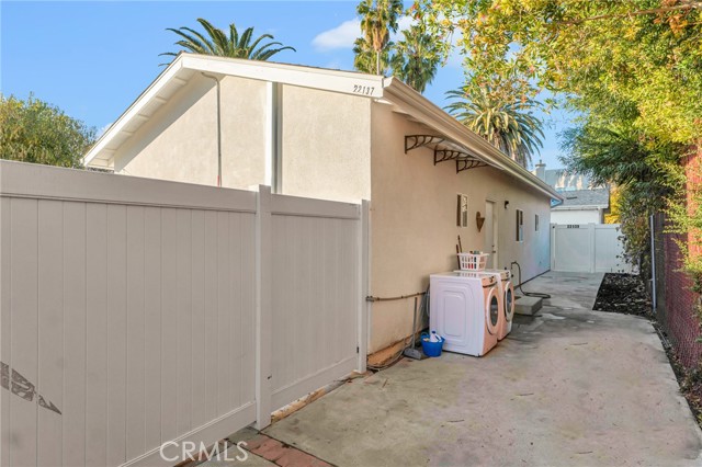 Detail Gallery Image 43 of 50 For 22137 Gault St, Canoga Park,  CA 91303 - – Beds | – Baths