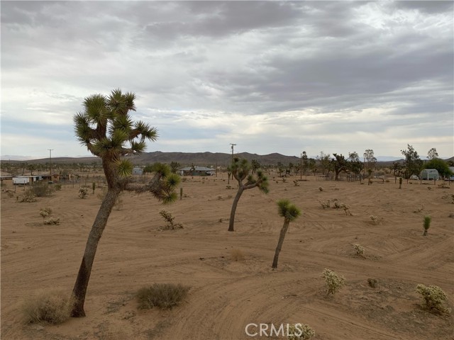 Detail Gallery Image 5 of 6 For 58040 Junipero, Yucca Valley,  CA 92284 - – Beds | – Baths