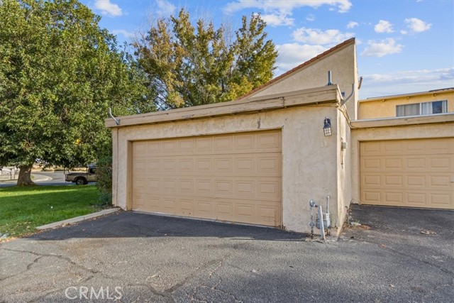 Detail Gallery Image 15 of 19 For 43633 Stanridge Ave, Lancaster,  CA 93535 - 2 Beds | 2 Baths