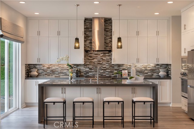 Detail Gallery Image 10 of 31 For 6509 Canyon Oaks Drive, Simi Valley,  CA 93063 - 5 Beds | 5/1 Baths