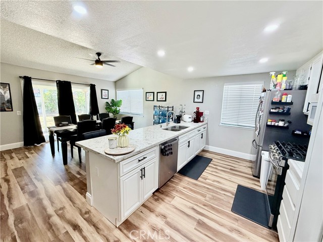 Detail Gallery Image 9 of 33 For 15143 Jacquetta, Moreno Valley,  CA 92551 - 3 Beds | 2 Baths