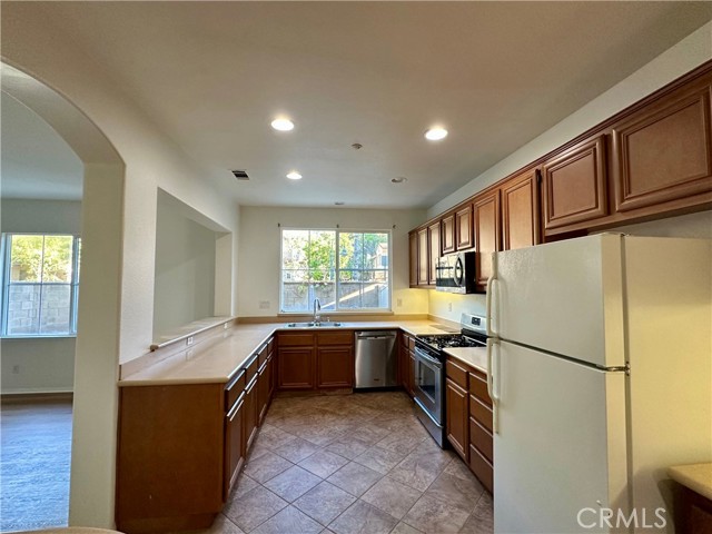 Detail Gallery Image 8 of 19 For 2 Bolinas, Irvine,  CA 92602 - 3 Beds | 2/1 Baths