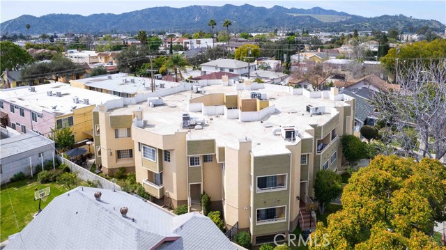 530 Pioneer Drive, 3 photo 2