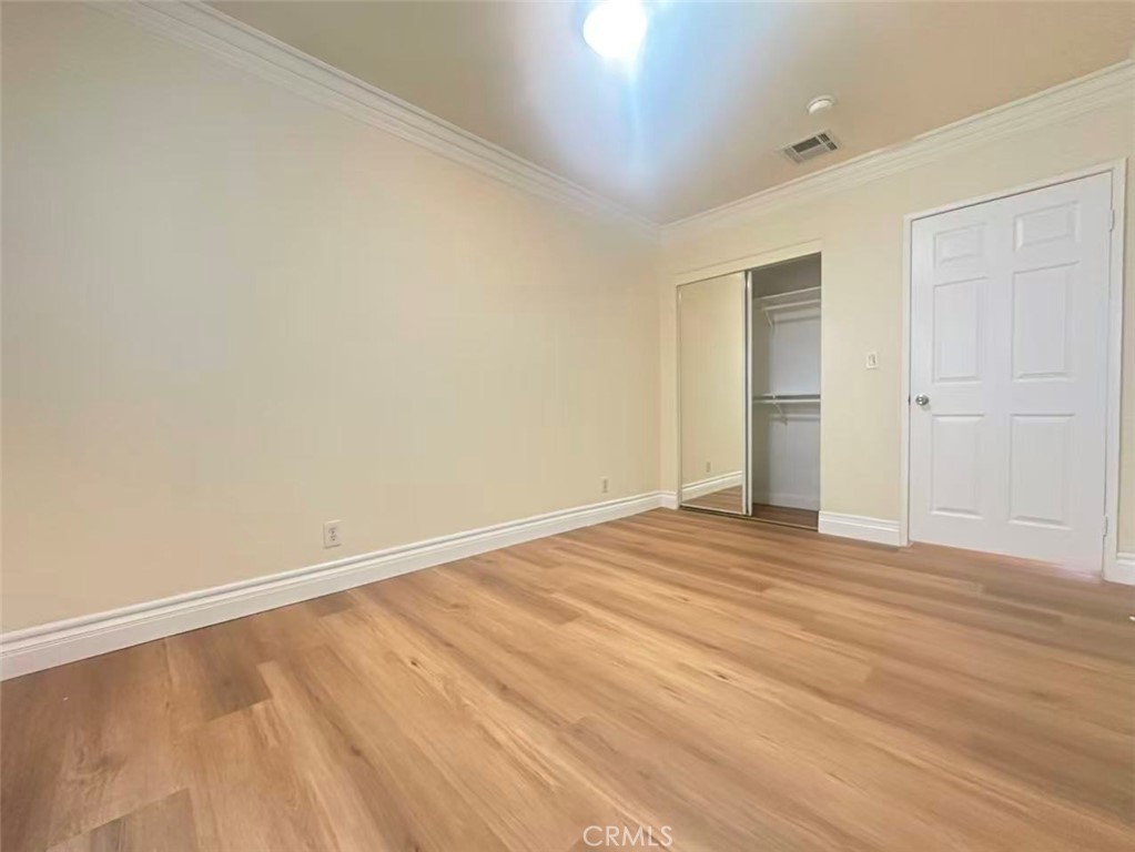 https://media.crmls.org/medias/2f6032ba-2902-44df-bf15-eb5d5a1879ee.jpg?preset=X-Large