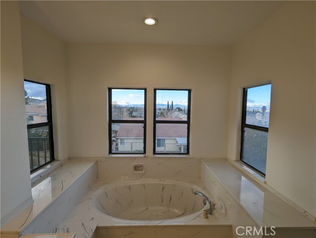 Detail Gallery Image 40 of 66 For 42057 Parkmont Dr, Quartz Hill,  CA 93536 - 5 Beds | 3 Baths