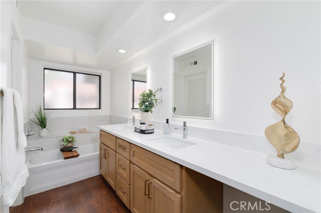 1327 Solera Lane, Diamond Bar CA: https://media.crmls.org/medias/2f609d71-e9e2-4d47-bede-fa2bcd5c25dc.jpg