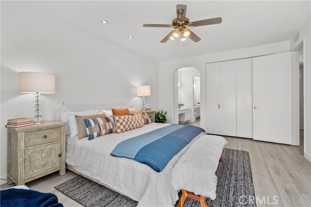 4949 Genesta Avenue, Encino CA: https://media.crmls.org/medias/2f61610c-d62d-4b6f-ab71-bcb6d1b4e4e5.jpg
