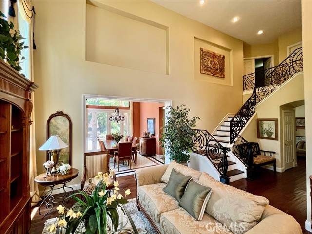 Detail Gallery Image 8 of 26 For 416 Calle Canela, San Dimas,  CA 91773 - 4 Beds | 3 Baths