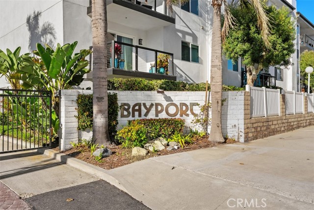 Detail Gallery Image 33 of 48 For 16255 Pacific Cir #204,  Huntington Beach,  CA 92649 - 3 Beds | 3 Baths