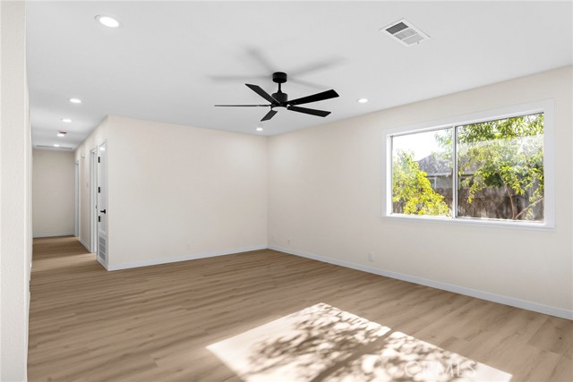451 Paradox Drive, Gridley CA: https://media.crmls.org/medias/2f633f2e-b612-48ee-8f9d-5e6c43881af0.jpg