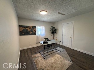 https://media.crmls.org/medias/2f6569c5-114a-4379-b6f0-1a1ebc9b498a.jpg?preset=X-Large
