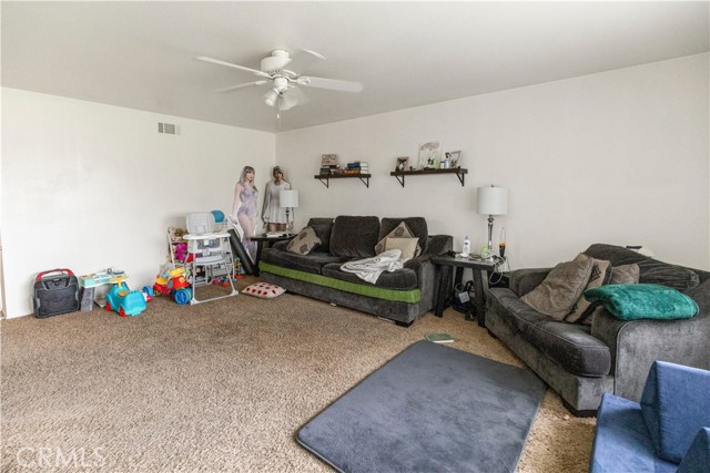 Detail Gallery Image 6 of 16 For 3125 El Capitan, Merced,  CA 95340 - 3 Beds | 2 Baths