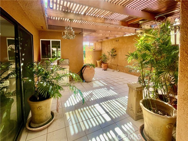 Detail Gallery Image 4 of 19 For 32 La Ronda, Rancho Mirage,  CA 92270 - 2 Beds | 2 Baths