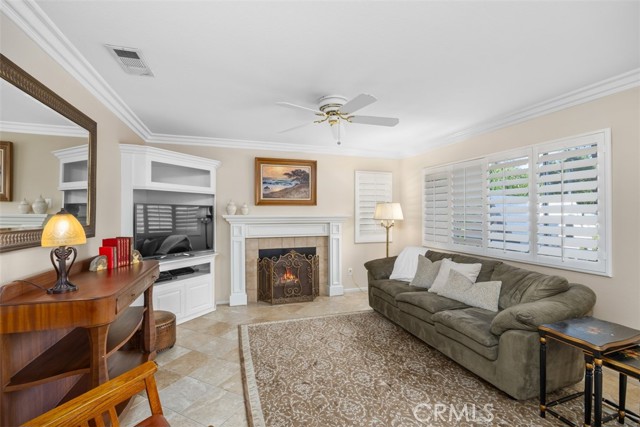 Detail Gallery Image 11 of 32 For 32295 via Arias, Temecula,  CA 92592 - 4 Beds | 2 Baths