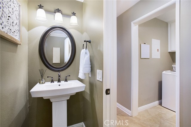6 Colibri, Rancho Santa Margarita CA: https://media.crmls.org/medias/2f667c10-c4f0-4775-9b02-9cd8794b87be.jpg