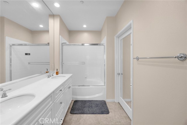 10 Agave Court, Ladera Ranch CA: https://media.crmls.org/medias/2f66bb58-be81-48ea-b9d3-cb5366ccaf54.jpg