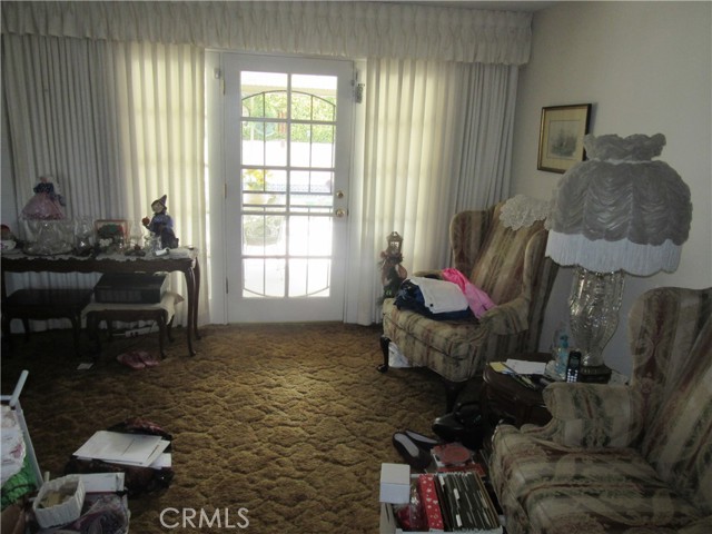 Detail Gallery Image 17 of 32 For 3636 Mapleleaf Dr, Riverside,  CA 92503 - 4 Beds | 2 Baths