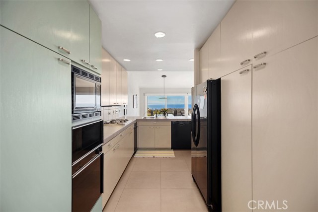 Detail Gallery Image 16 of 45 For 33611 Marlinspike, Dana Point,  CA 92629 - 3 Beds | 3 Baths