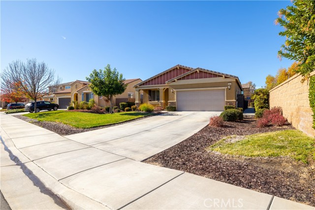 Detail Gallery Image 3 of 31 For 30657 Limerock, Menifee,  CA 92584 - 3 Beds | 2 Baths