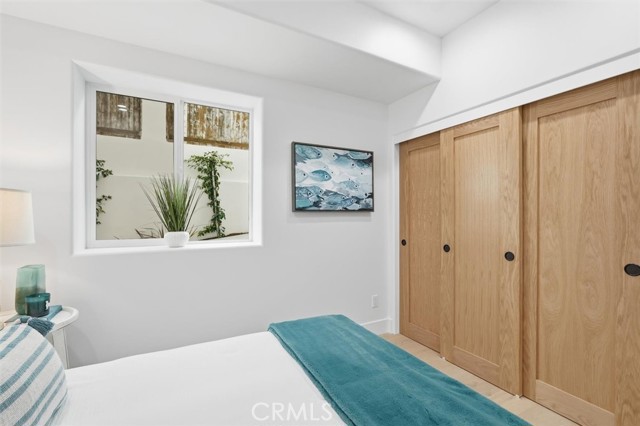 Detail Gallery Image 24 of 45 For 617 N Irena Ave #B,  Redondo Beach,  CA 90277 - 4 Beds | 3/1 Baths