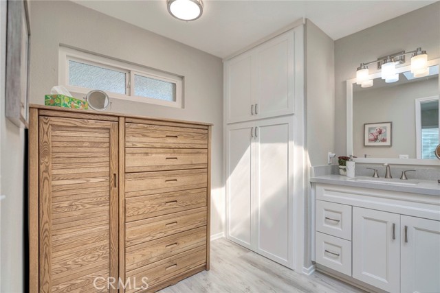 Image 23 of 36 For 5891 Via Santana