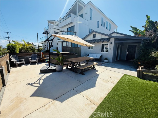 630 Indianapolis Avenue, Huntington Beach CA: https://media.crmls.org/medias/2f698b54-cfce-44cd-9164-437ab91d9f92.jpg