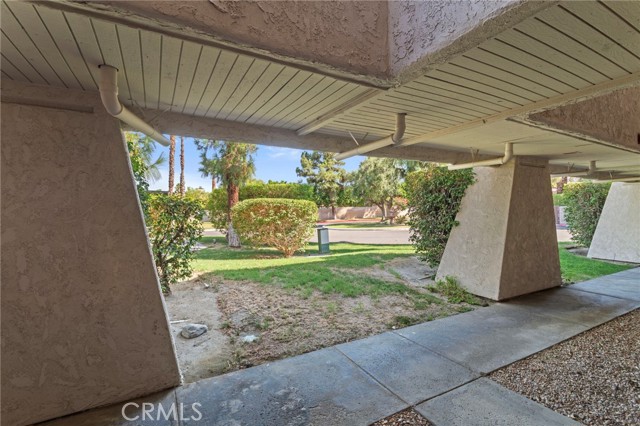 Detail Gallery Image 4 of 22 For 575 N Villa Ct #111,  Palm Springs,  CA 92262 - 1 Beds | 1 Baths