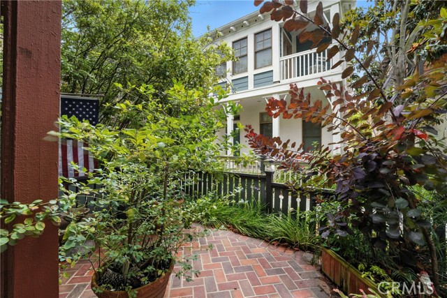 Detail Gallery Image 12 of 54 For 2616 Bungalow Pl, Corona Del Mar,  CA 92625 - 2 Beds | 2/1 Baths