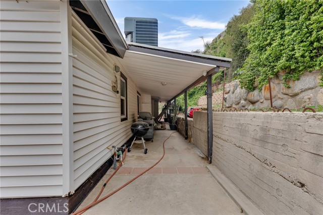 Image 10 of 34 For 9707 Foothill