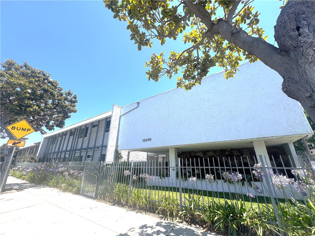 12926 Doty Avenue #10