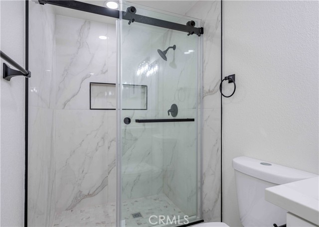 Detail Gallery Image 19 of 33 For 21142 Miramar Ln, Huntington Beach,  CA 92646 - 3 Beds | 2 Baths