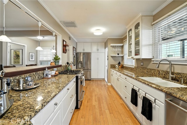 Detail Gallery Image 17 of 54 For 2637 Monogram Ave, Long Beach,  CA 90815 - 3 Beds | 2 Baths