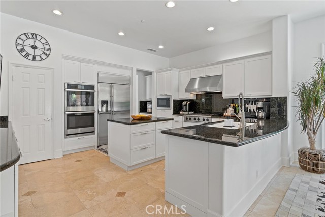 Detail Gallery Image 17 of 57 For 11823 Willard Ave, Tustin,  CA 92782 - 4 Beds | 3/1 Baths